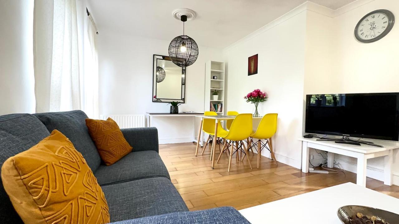 Amazing Location - City Of London- 2 Bedroom Stunning Canal View House With Private Garden,Parking & Balcony المظهر الخارجي الصورة