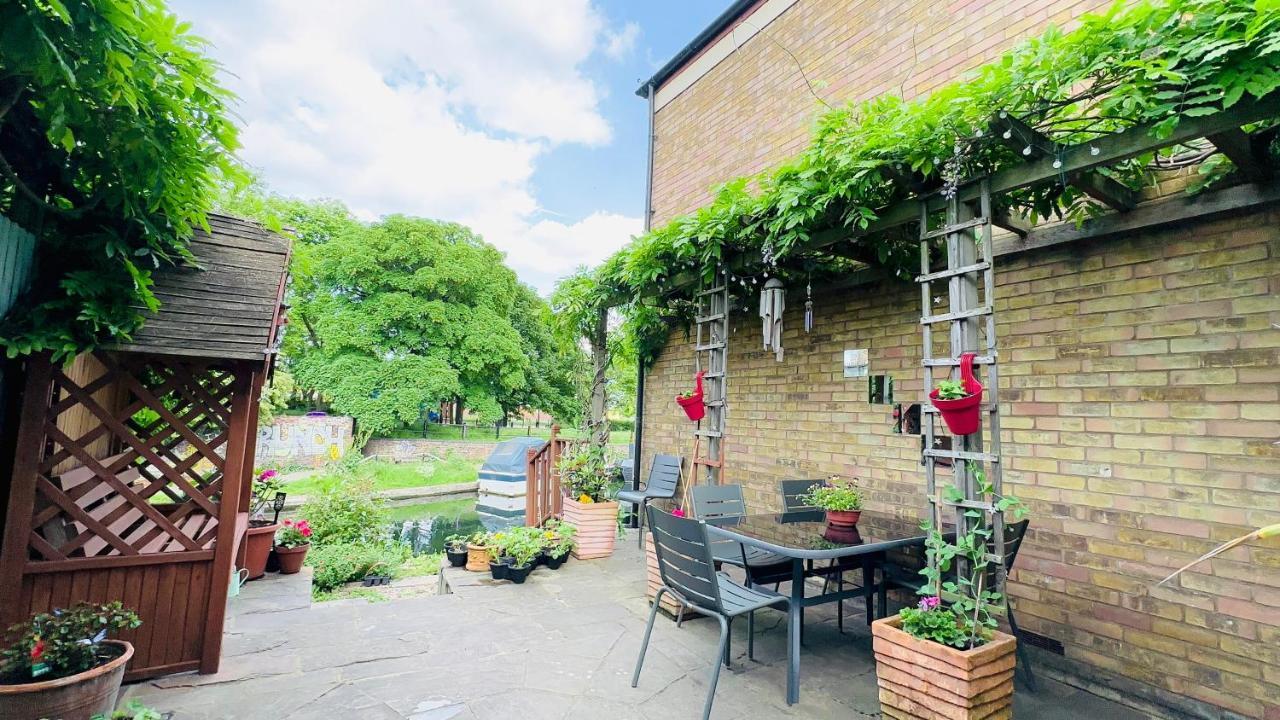Amazing Location - City Of London- 2 Bedroom Stunning Canal View House With Private Garden,Parking & Balcony المظهر الخارجي الصورة