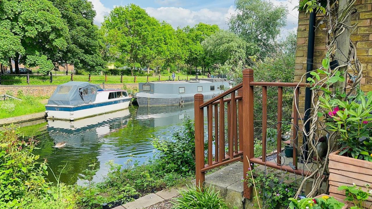 Amazing Location - City Of London- 2 Bedroom Stunning Canal View House With Private Garden,Parking & Balcony المظهر الخارجي الصورة